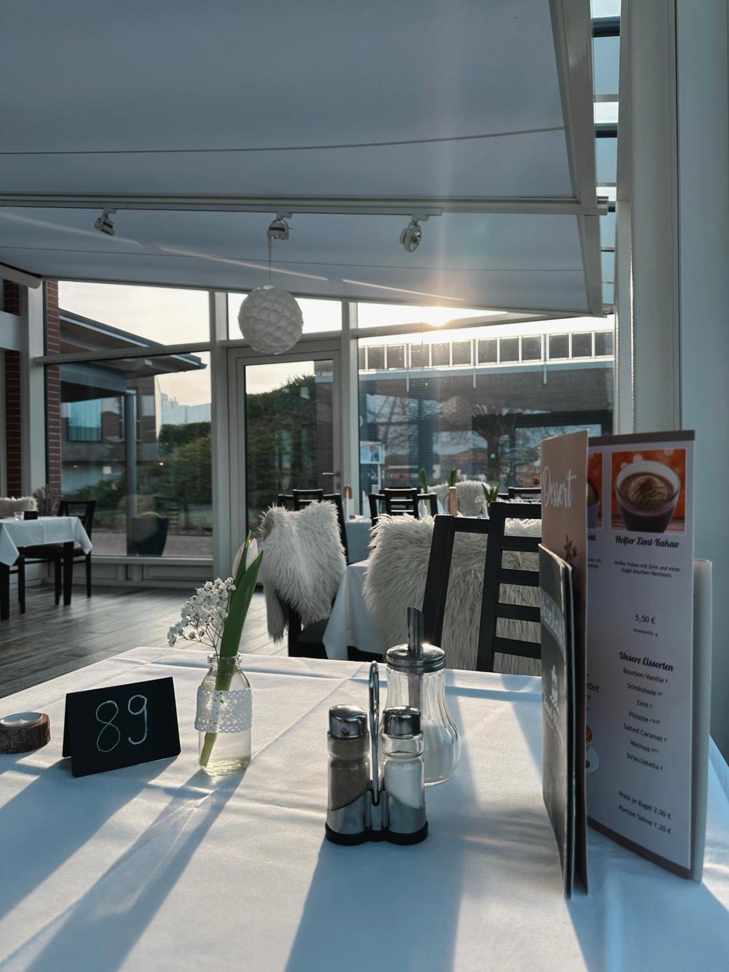 Kanal-Haus "Das Gaestehaus Direkt Am Nok" Osterrönfeld Dış mekan fotoğraf