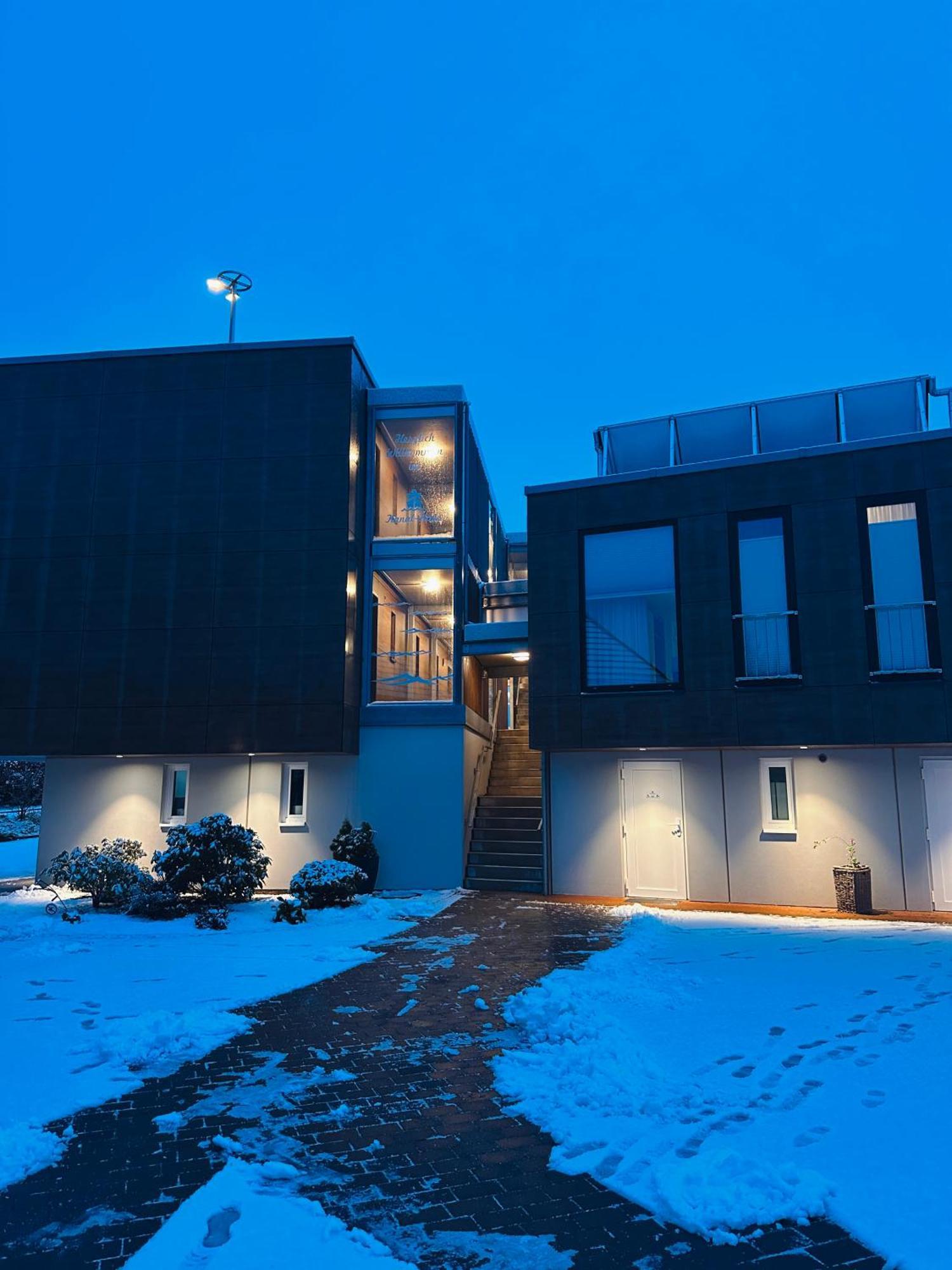 Kanal-Haus "Das Gaestehaus Direkt Am Nok" Osterrönfeld Dış mekan fotoğraf