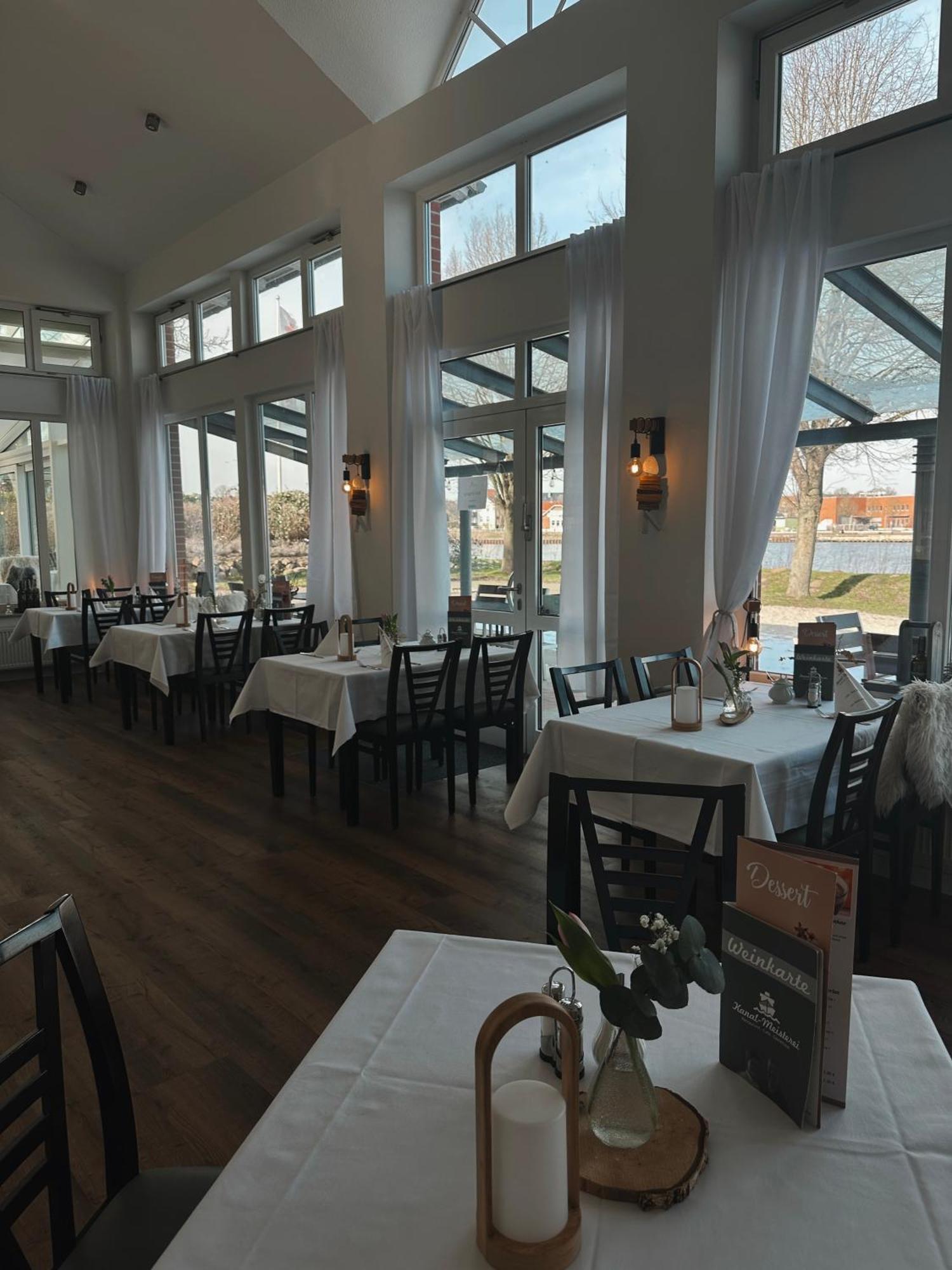 Kanal-Haus "Das Gaestehaus Direkt Am Nok" Osterrönfeld Dış mekan fotoğraf